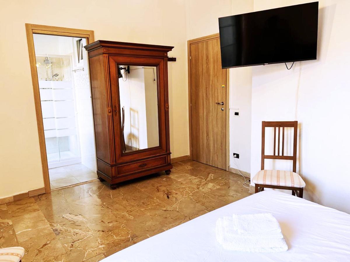Casa Radiosa Varese Rooms Luaran gambar