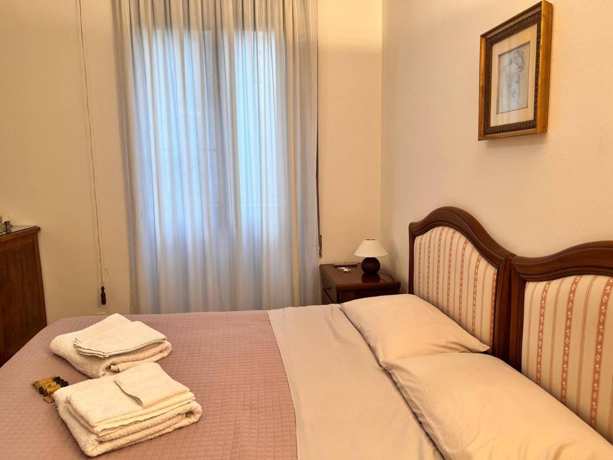 Casa Radiosa Varese Rooms Luaran gambar