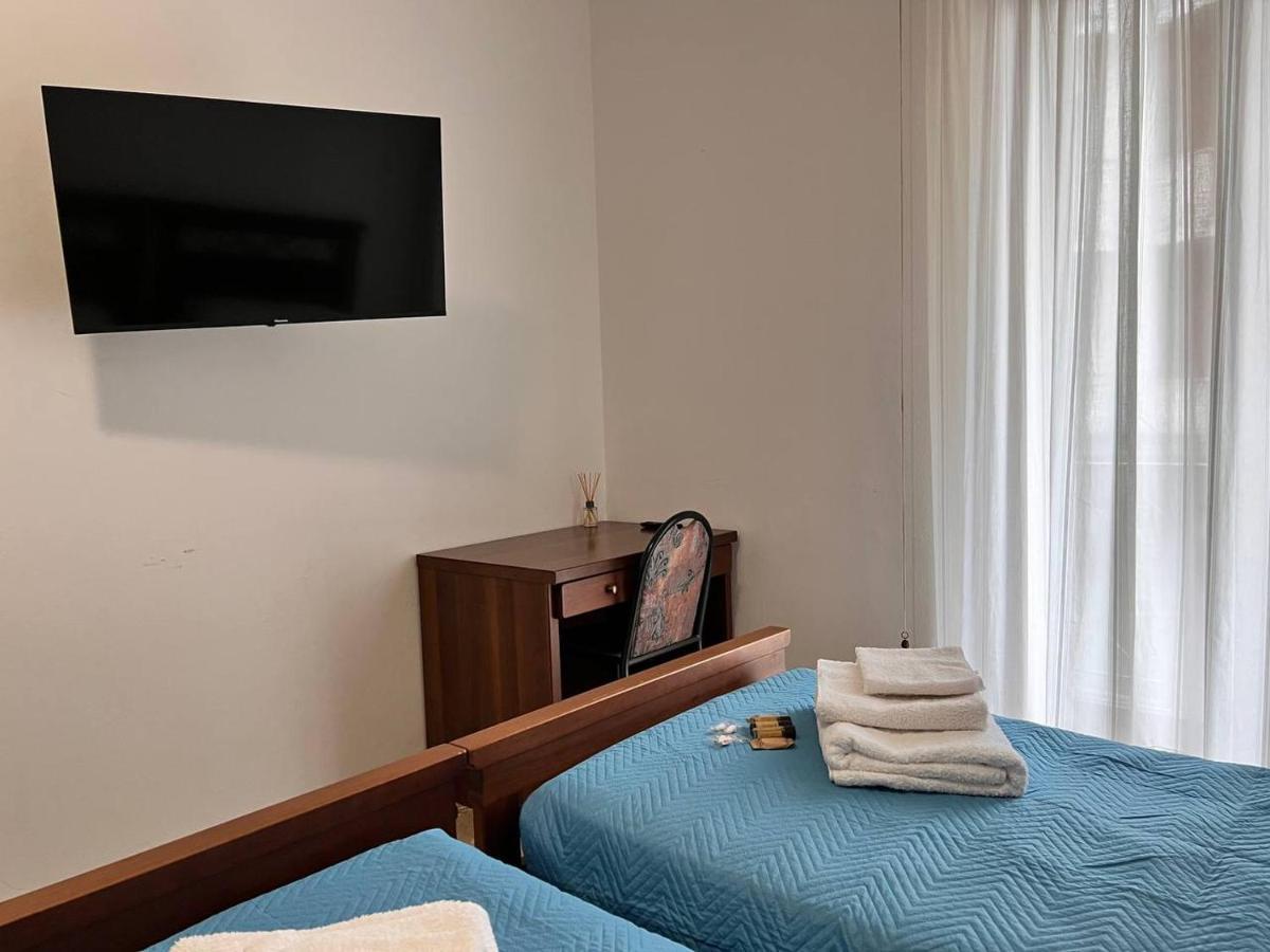 Casa Radiosa Varese Rooms Luaran gambar